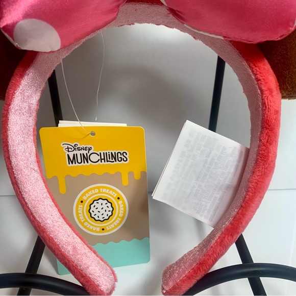 NWT. Minnie Mouse Strawberry Cupcake Disney Munchlings Ear Headband - Picture 5 of 9